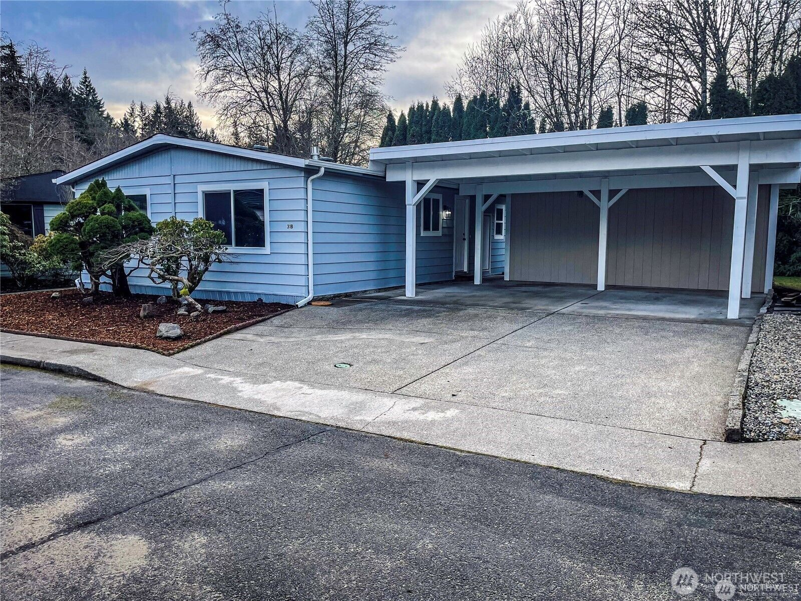 Property Photo:  1841  Trosper Road SW  WA 98512 