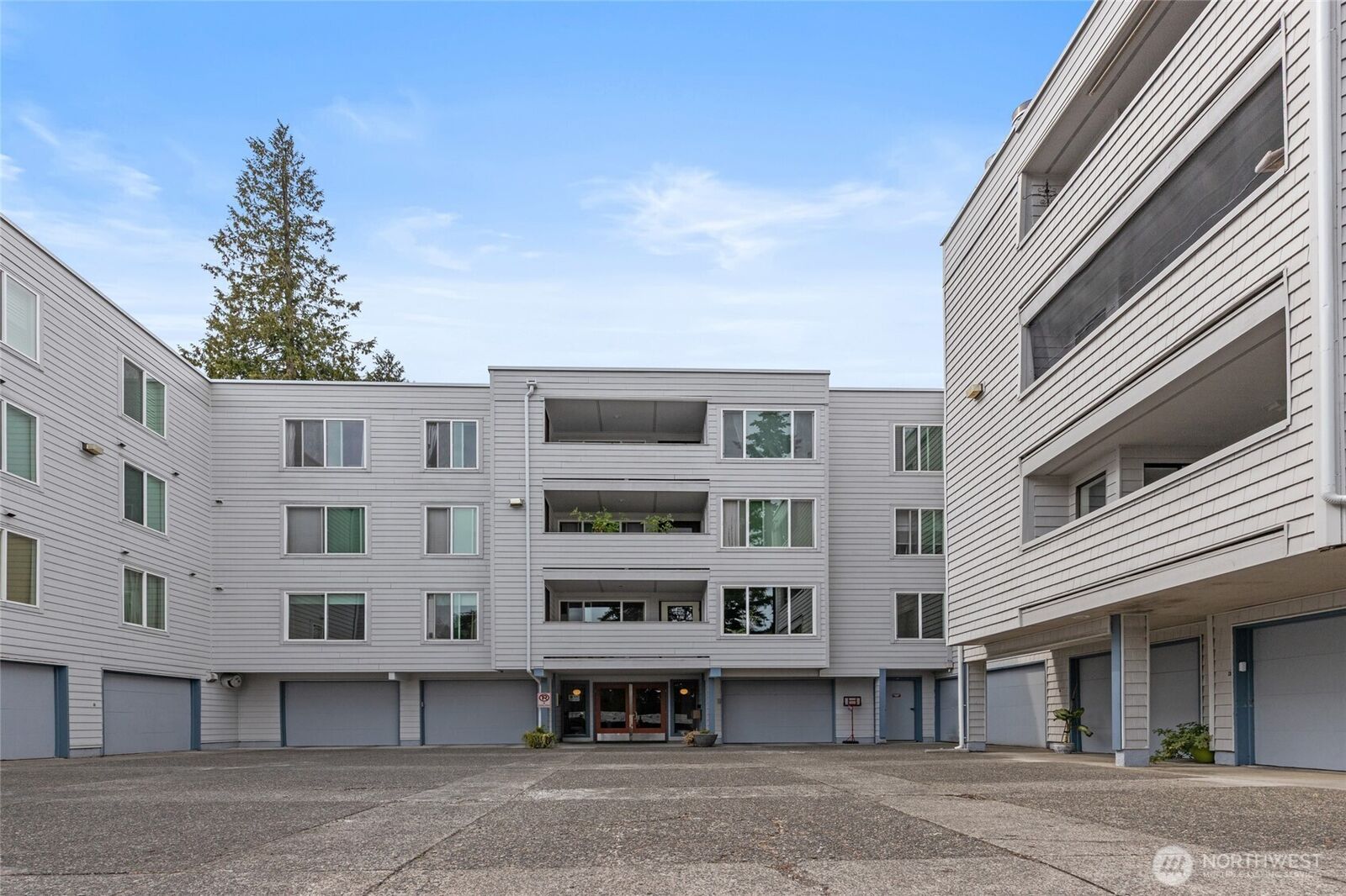 Property Photo:  17417  Ashworth Avenue N 202  WA 98133 