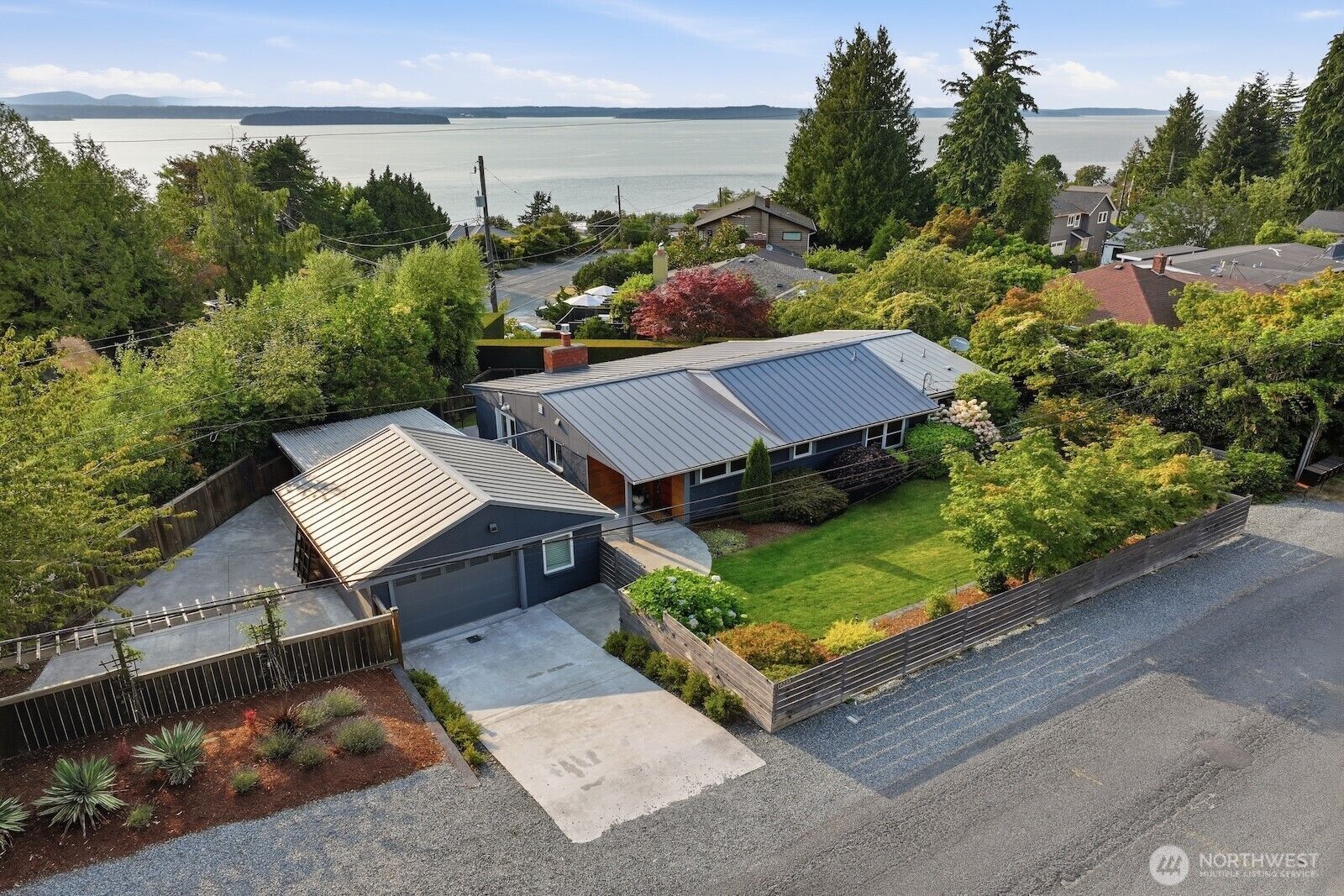 Property Photo: 10233 44th Avenue SW WA 98146