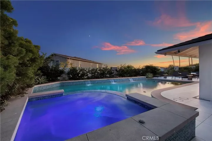 Property Photo:  927 Bellis Street  CA 92660 