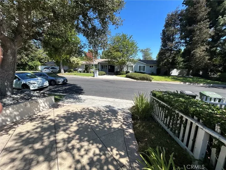 Property Photo:  17229 Weddington  CA 91316 