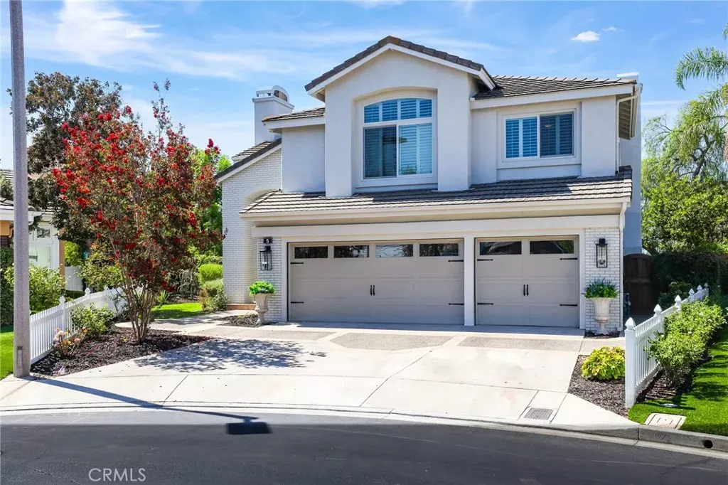 Property Photo: 5 Mountain Gate CA 92679