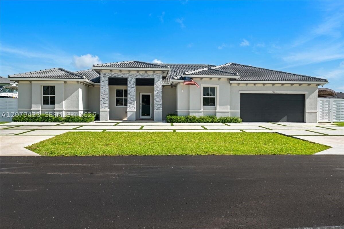 Property Photo: 19803 SW 321 Street FL 33030