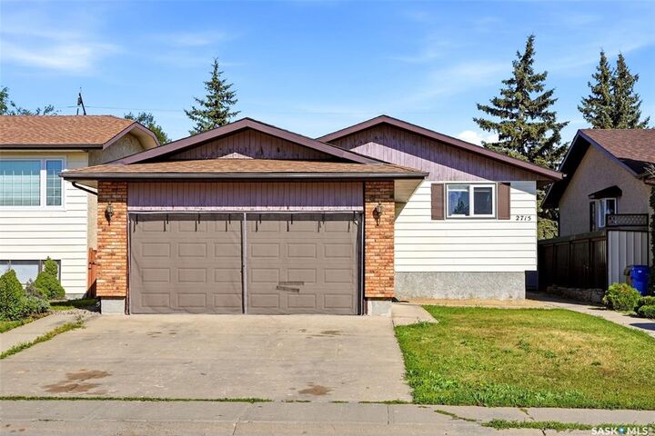 Property Photo:  2715 Corbett Road  SK S4R 8J1 