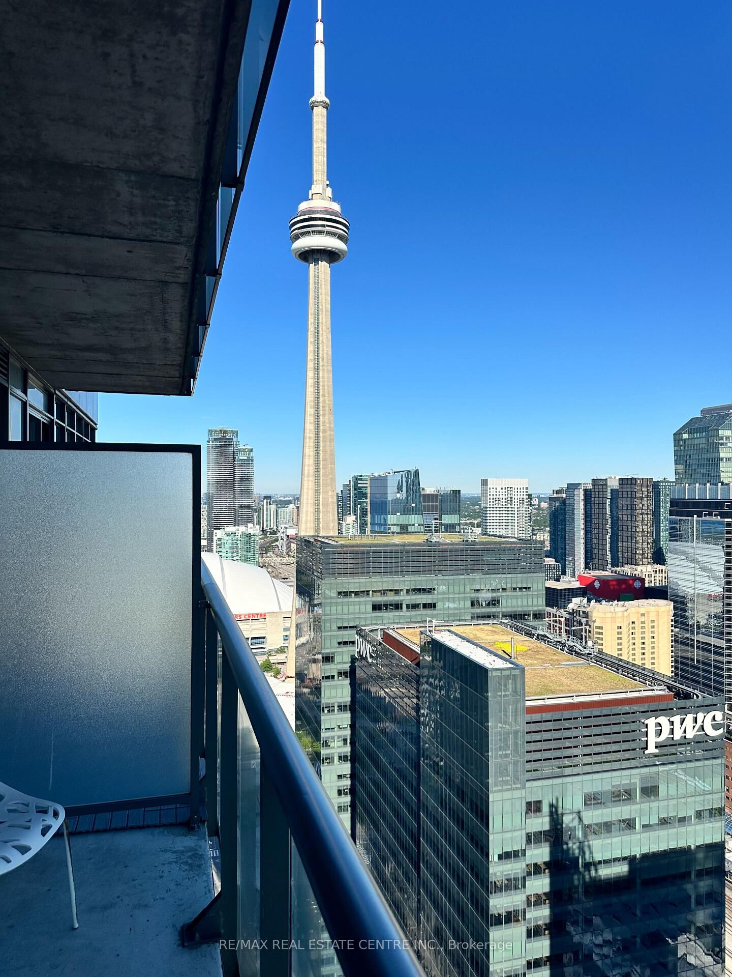 Property Photo:  65 Bremner Boulevard 4706  ON M5J 0A7 