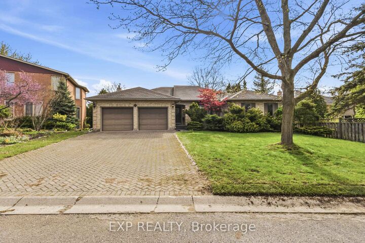 Property Photo: 6 Thirlmere Road ON N6G 4R1
