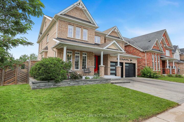 Property Photo: 36 Regalia Way ON L4M 7H8