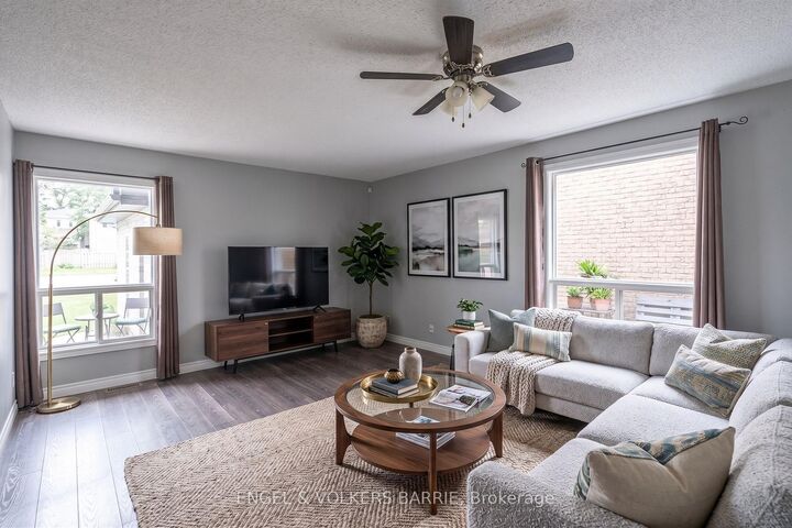 Property Photo:  94 Ferguson Drive  ON L4N 7E5 
