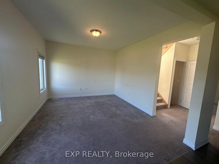Property Photo:  208 Isabella Drive 1  ON L3V 8K7 