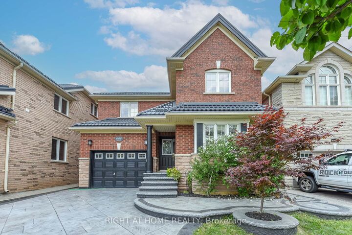 Property Photo: 696 Caldwell Crescent ON L9T 0H6