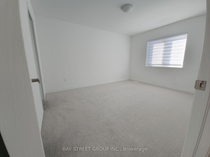 Property Photo:  48 Histand Trail  ON N2R 0S2 