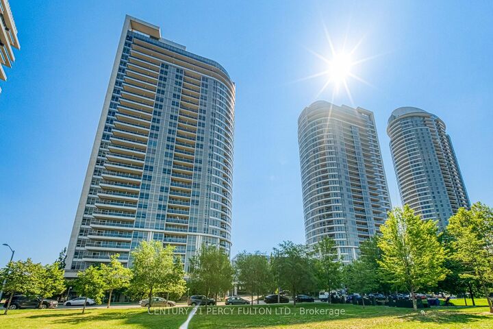 Property Photo:  181 Village Green Square 116  ON M1S 0L3 