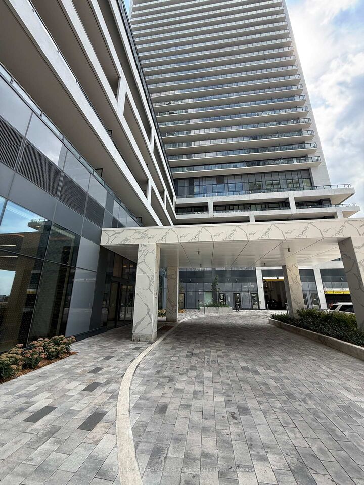 Photo de la propriété:  8960 Jane Street 205  ON L4K 0N9 