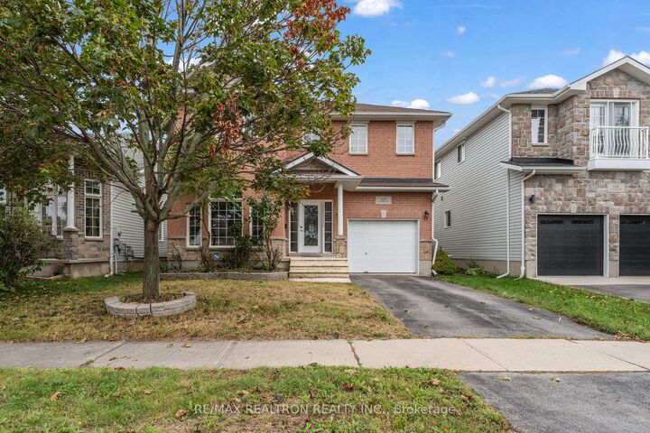 1422 Stoneridge Drive — photo 1