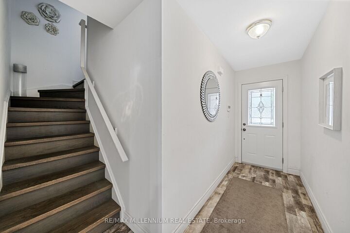 Property Photo:  6950 Tenth Line W 94  ON L5N 6Y1 