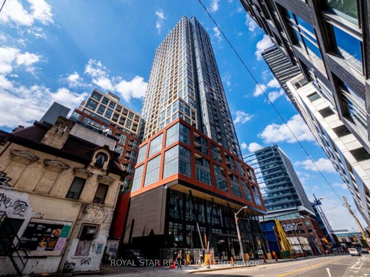 Property Photo: 108 Peter Street 1007 ON M5V 2G7