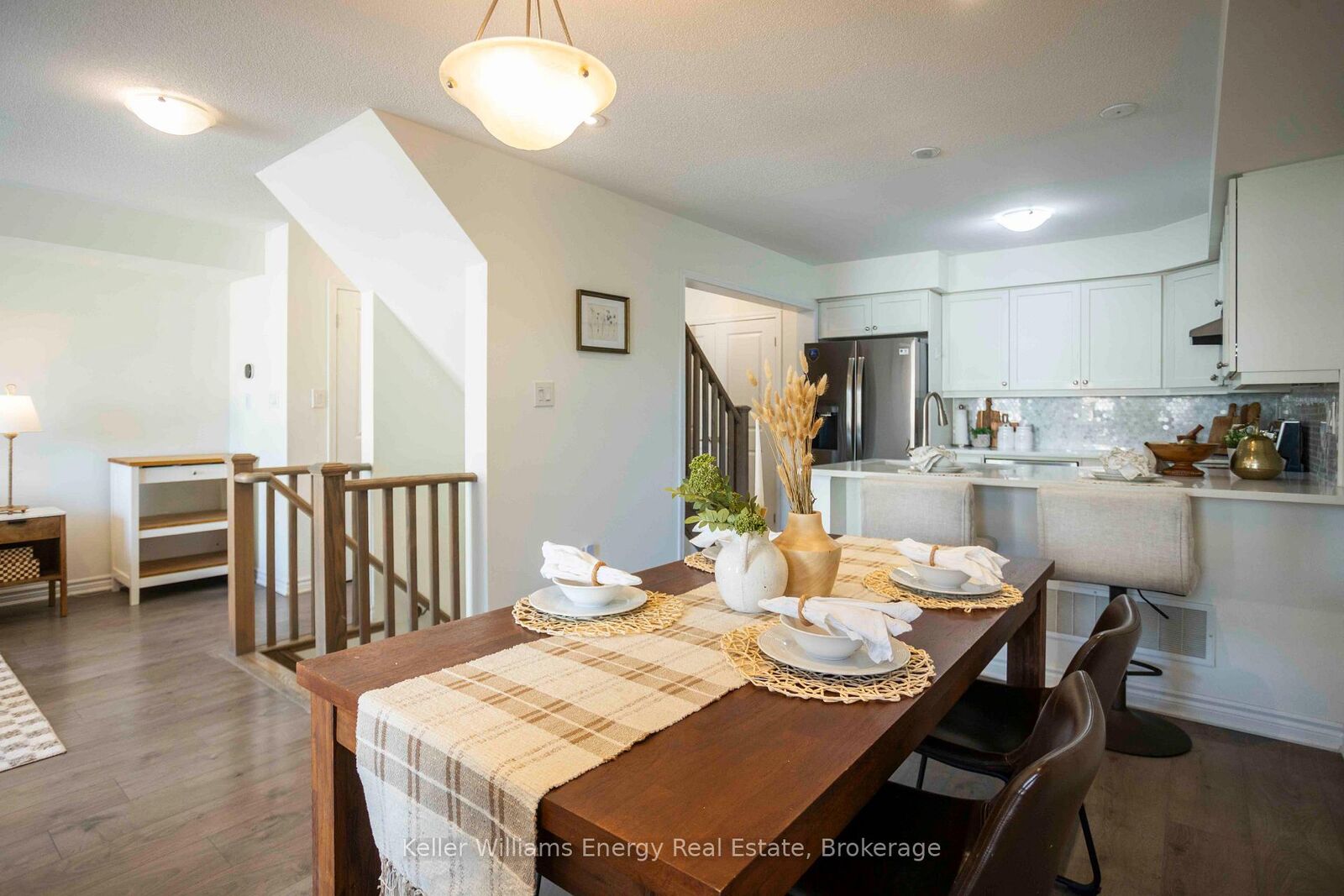 Property Photo:  104 Howe Avenue  ON M1C 0J4 