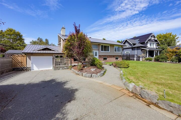 Property Photo: 5348 Parker Ave BC V8Y 2M9