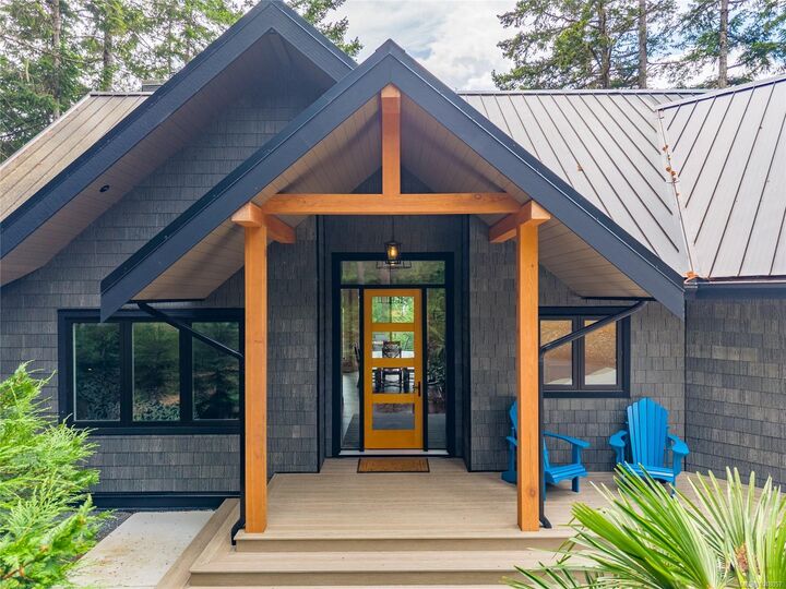Property Photo: 2789 Schooner Way BC V0N 2M2
