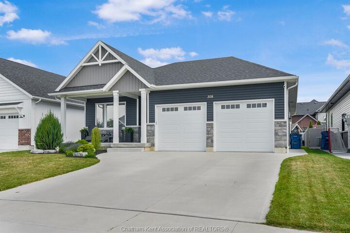 308 Davies Street East — photo 1