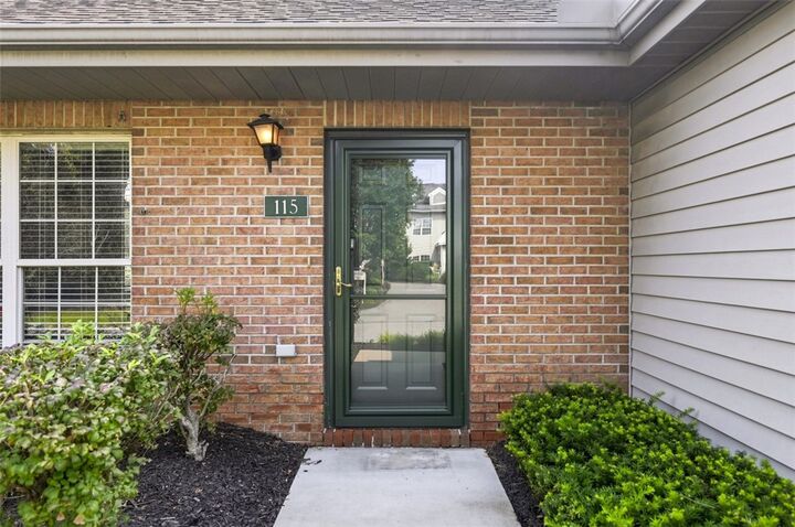 Property Photo: 115 Newhaven Lane PA 16001