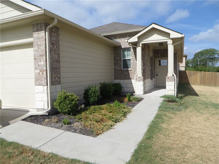Property Photo: 1200 Ferryman Drive TX 78626