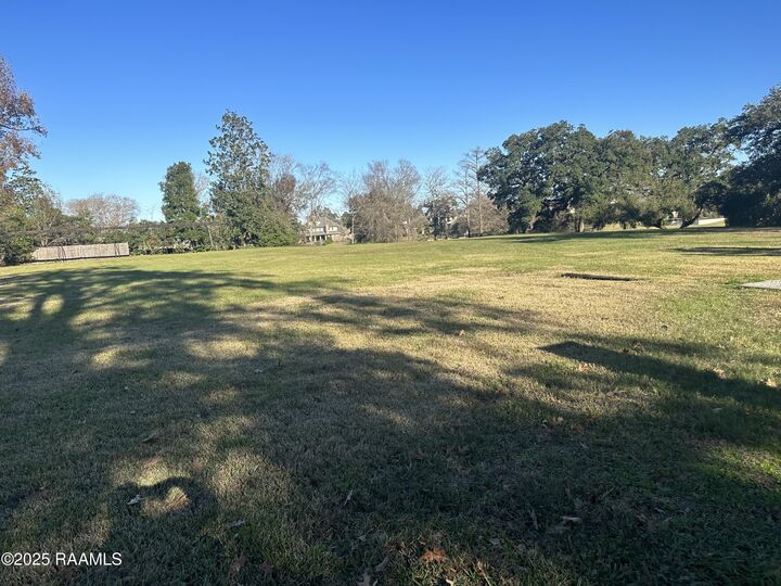 Property Photo:  121 Shipley Drive  LA 70503 