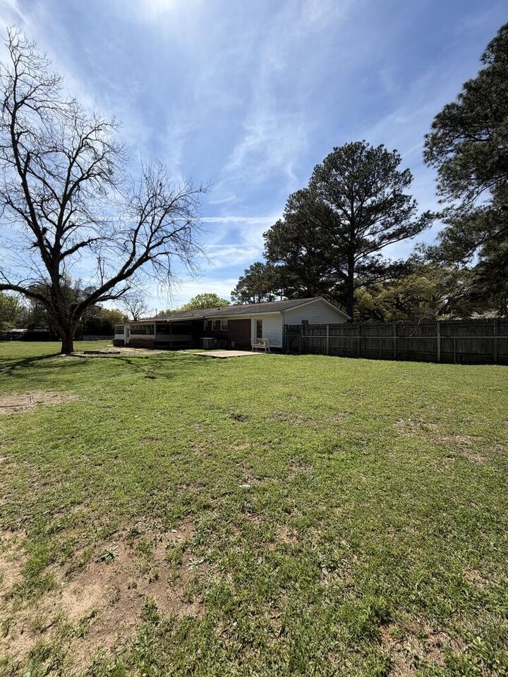Property Photo:  5700 Medley Drive  GA 31721 