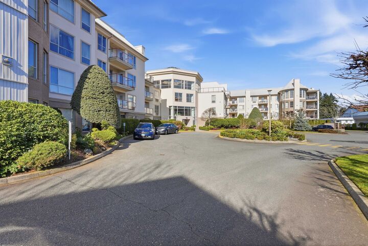 Property Photo:  2626 Countess Street 411  BC V2T 2V7 