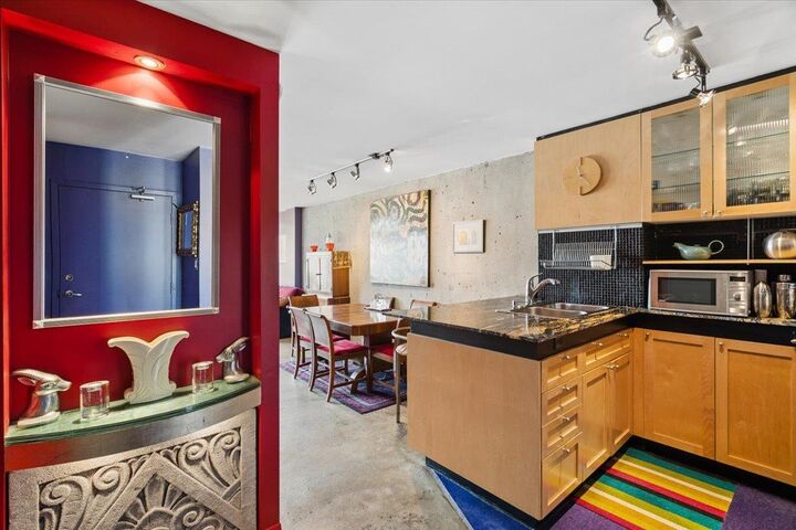 Property Photo:  1333 Hornby Street 720  BC V6Z 2C1 