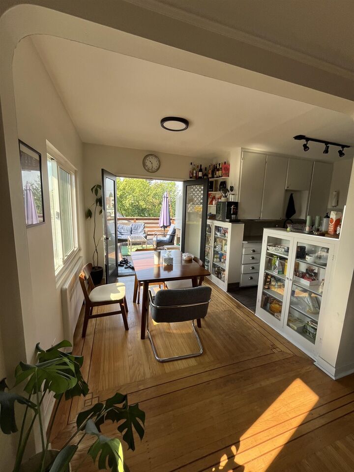 Property Photo:  735 Royal Avenue 301  BC V3M 1J6 