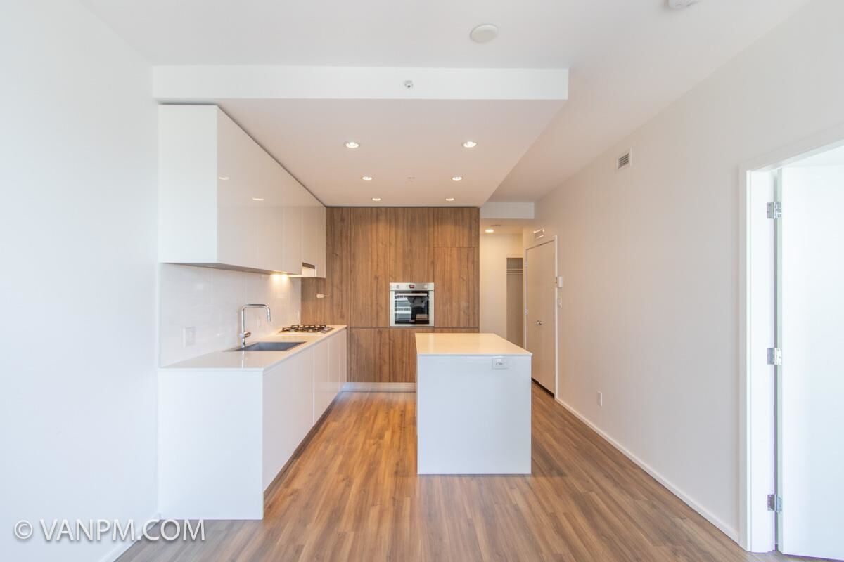 Property Photo:  4650 Brentwood Boulevard 3506  BC V5C 0M3 
