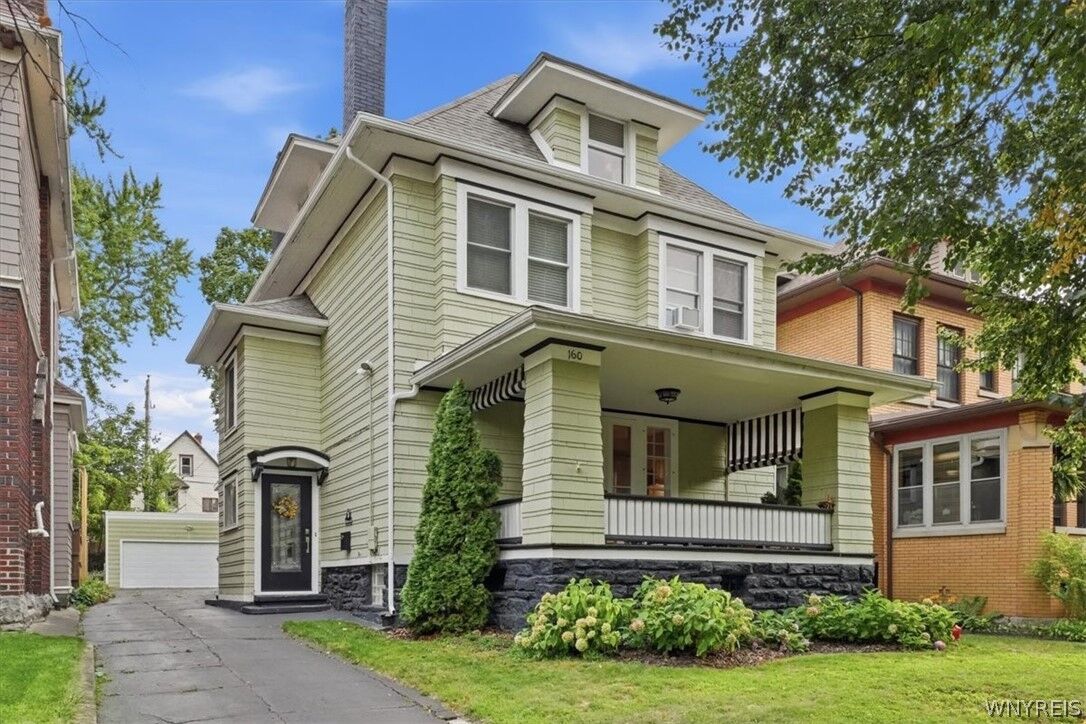 Property Photo: 160 Dorchester Road NY 14213