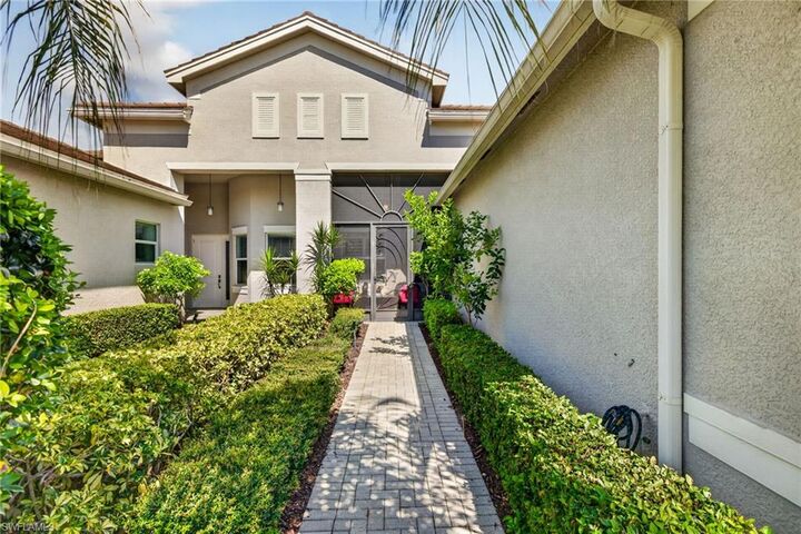 Property Photo:  28405 Abruzzo Dr  FL 34135 