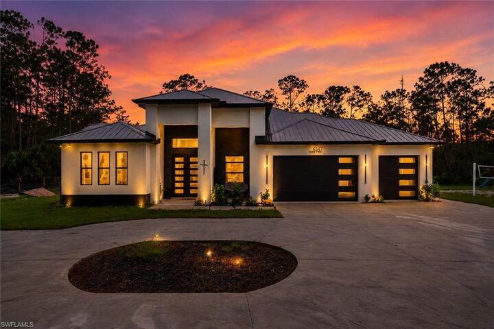 Property Photo: 6547 Beedla St FL 34291
