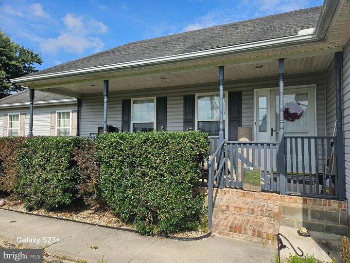 Property Photo:  213 S Paula Lynne Drive  DE 19973 