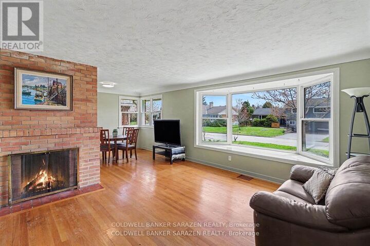 Property Photo: 1421 Palen Avenue ON K1H 7E6