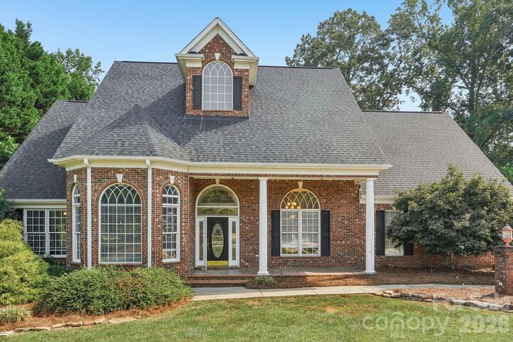 Property Photo:  5505 Hickory Leaf Court  NC 28120 