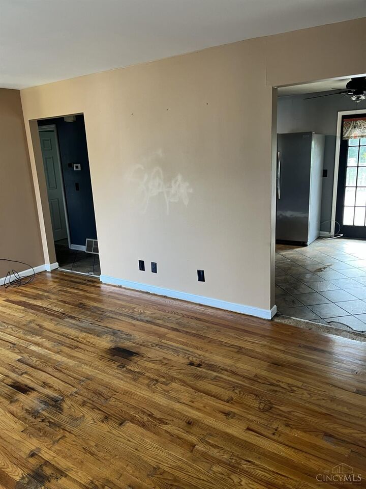 Property Photo: 1011 Wilderness Trail OH 45238
