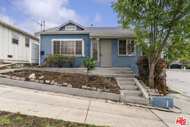 Property Photo: 1300 Sanborn Ave CA 90027