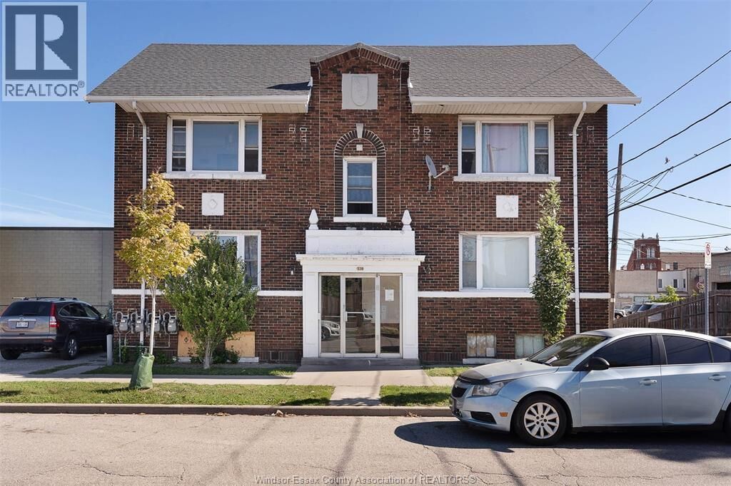 Property Photo:  538 Louis Avenue  ON N9A 1W8 