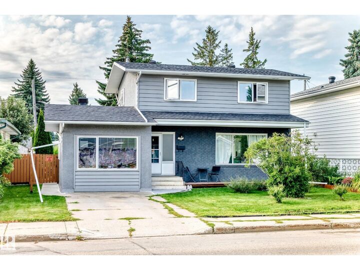 Property Photo:  11211 40 Av NW  AB T6J 0P9 