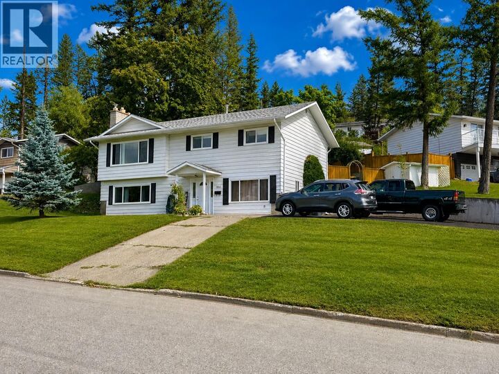 Property Photo: 1350 Eleventh Avenue BC V2G 3X2