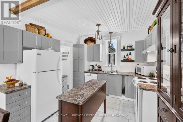 Property Photo:  11932 County Road 24  ON K0K 2X0 