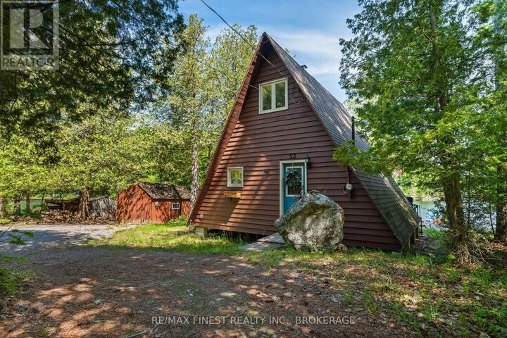 Property Photo:  53 Hillside Lane  ON K0H 2W0 