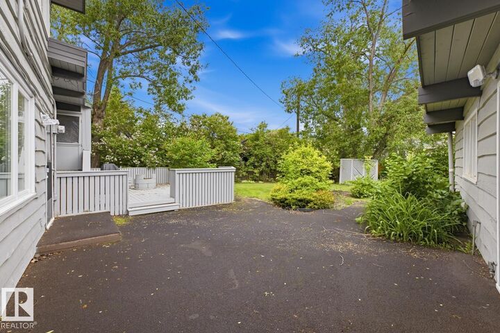 Property Photo: 7508 139 St NW AB T5R 0E8