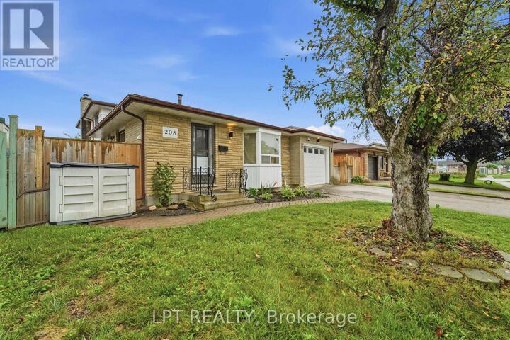 Property Photo:  208 Deveron Crescent  ON N5Z 4J3 