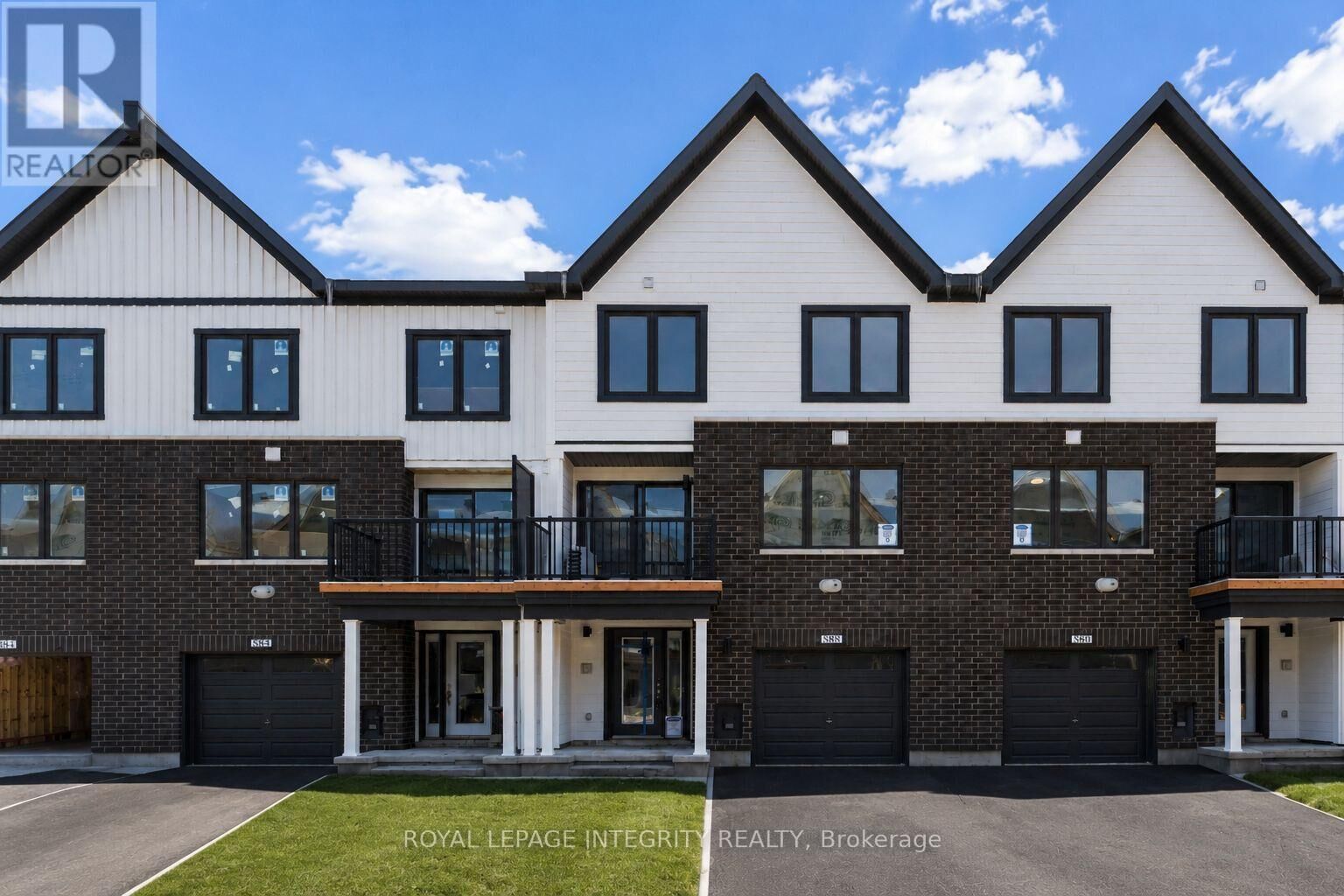 Property Photo:  588 Woven Private  ON K2S 3B2 