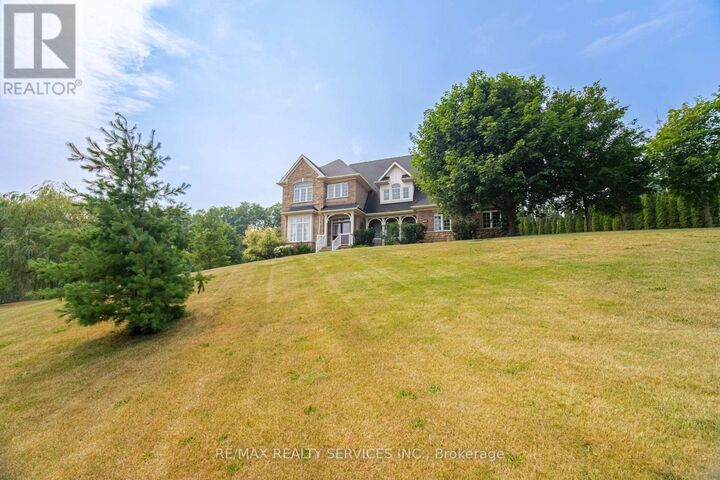 Property Photo: 15 Upper Canada Drive ON N0B 1Z0