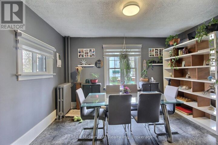 Property Photo:  506 Main Street East  ON N4W 2C6 